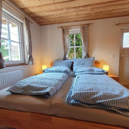 Alte Backstube - Ferienwohnung Huettenstube Und Ferienzimmer Auszeit Erkenbrechtsweiler ภายนอก รูปภาพ