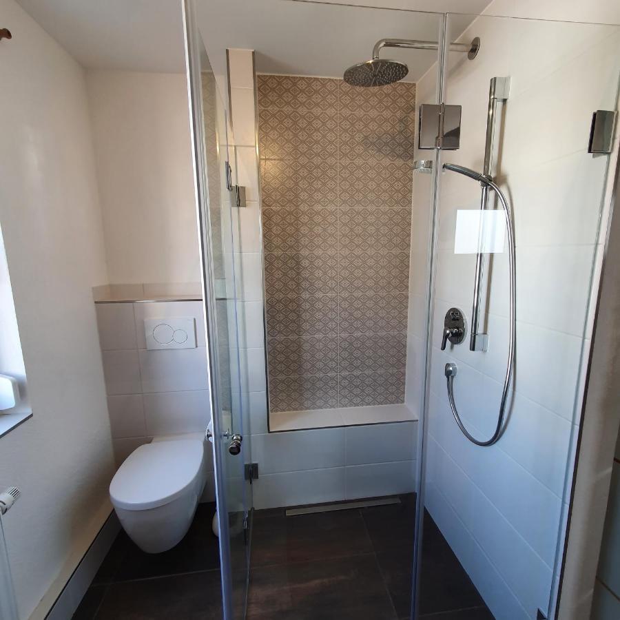 Alte Backstube - Ferienwohnung Huettenstube Und Ferienzimmer Auszeit Erkenbrechtsweiler ภายนอก รูปภาพ